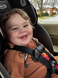 Zayden's birthday party will be at the Tiffin Mcdonald's Playhouse from  4:30-6:15 to FAMILY and the friends i've invited. Bring your littles! 🎈