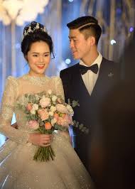 Lượng subscribers đủ điều kiện ẵm nút bạc youtube rồi này. Toan Cáº£nh Ä'am CÆ°á»›i Duy Máº¡nh Quá»³nh Anh Xa Hoa Háº¿t Náº¥c Ä'á»‰nh Cá»§a Ä'á»‰nh Toan Sao Khá»§ng Tham Dá»±