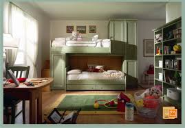 Fabbrichiamo armadi country, armadi classici, armadi moderni e armadi di lusso creando soluzioni originali che unite al fascino dei nostri letti contenitore, letti a castello e testiere da letto di ogni. Camerette A Soppalco Camerette In Legno Massello