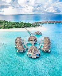 Famosa por sus paisajes y por ser un exclusivo punto turístico, esta isla, en medio del océano indico, se ve sacudida por constantes turbulencias políticas. Donde Estan Las Islas Maldivas Fotos Que Visitar Y Ubicacion