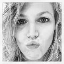 Julie Brochu's Instagram, Twitter & Facebook