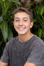 Maui School Portraits and Yearbook Photos