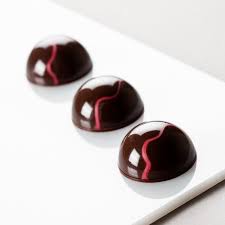 Sebastien Serveau Chef Patissier Chef Patissier Chocolat De Luxe Chocolate Bonbon