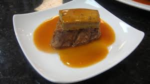Filet Mignon Lili With A Buttery Wine Sauce And Topped With A Slice Of Seared Foie Gras From Our Class The Last Dinner On The T Last Dinner Food Chef Mickey
