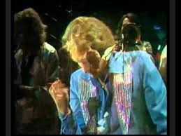 Johnny Hallyday Derriere L Amour 1976 Video Paroles Johnny Concert