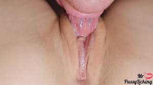 Extreme Pussy Eating Close up - Clit Licking till Explosive Orgasm |  xHamster