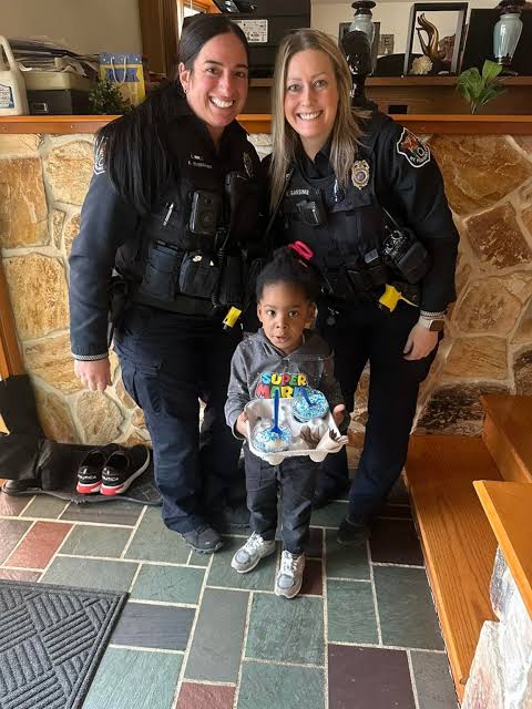 4-year-old boy calls 911 after 'bad mom' eats his ice cream - ABC News