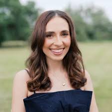 I'm absolutely elated to share that I've started a new position as a  Product Marketing Manager at Salesforce