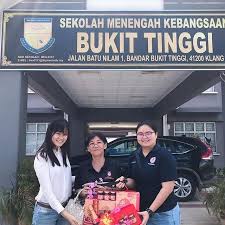 Sekolah kebangsaan bukit gelugor was established in 1958 and was originally known as the gelugor english school. Sekolah Menengah Kebangsaan Bukit Tinggi Klang