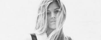 She Fell in Love with Her Fiancé's Killer