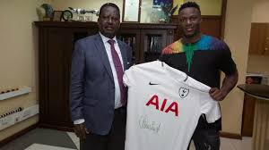 By ken / monday, 28 jan 2013 10:16pm / leave a comment. Extra Time Victor Wanyama Pays Courtesy Call On Raila Odinga Goal Com