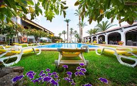 Z 48 hotely a je ohodnocené na tripadvisor jako 4 z 5. Hotel Hosteria Del Mar Peniscola Castellon Atrapalo Com