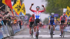 Alles over mathieu van der poel, één van de beste renners op de weg, in het veld en op de mountainbike. Mathieu Van Der Poel Claims Astonishing Win At Amstel Gold Race Eurosport