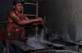 2 293 resep olahan cao enak dan seder. Foto Melihat Hiruk Pikuk Pabrik Cincau Mak Cao Yang Legendaris Di Malang Tugujatim Id