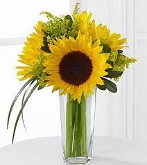 Prescott florist, same day delivery, fresh flowers, bouquets, hand delivered in prescott arizona prescott flower shop is located in prescott city of arizona state. Prescott Az Florist Allans Flowers Ftd Sunshine Daydream Bouquet Sunflower Arrangements Flower Table Decorations Get Well Flowers