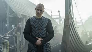 Mit level 33 gebäde abreisen ging nicht. Vikings So Geht Es In Staffel 6 B Mit Den Wikingern Weiter Netzwelt
