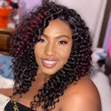 Dianna Donahue's Instagram, Twitter & Facebook