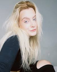 Deborah Miranda (@deborahmiranda) • Instagram photos and videos