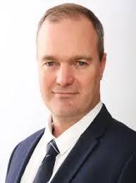 Mark Wanless's Instagram, Twitter & Facebook