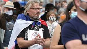 Jednadvacetiletá hana strašáková organizuje se spolkem společně brno brněnské protesty za odstoupení premiéra andreje babiše. Virus Ma Jmeno Babis Padlo V Brne Stovky Lidi Protestovaly Proti Premierovi Brnensky Denik