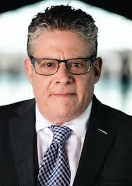 Jonathan Halperin's Instagram, Twitter & Facebook