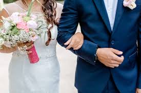 Rosas hochzeit bringt eine braut, die sich zu sich selbst bekennt. Hochzeit In Der Wilhelma Nati Hochzeitsfotografie