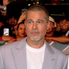 Glen Powell's Girlfriend & Dating History