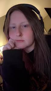 I just moved to fall river with my fiance from North Carolina! It's a  lovely place and I can't wait to start a new life in Massachusetts!! I was  hoping to make