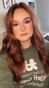 Mandy Homan's Instagram, Twitter & Facebook