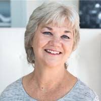 Debbie Galbraith's Instagram, Twitter & Facebook