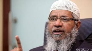 Insyaallah, dr zakir naik akan datang ke malaysia untuk menyampaikan syarahan umum pada 28 september hingga 7 oktober 2012. Zakir Naik Dikejar India Dilindungi Malaysia
