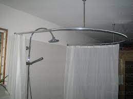 Zweckmäßig und dekorativ präsentieren sich verschiedene lösungen für die dusche beziehungsweise badewanne. Duschvorhangstange U Form Barrierefrei Fur Badewannen Oder Dusche Edelstahl Oder Weiss Innenlauf System Shop