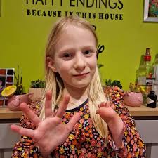 Girl born with one hand raising £13k to become youngest person fitted with  bionic hand
