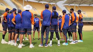 Get full information of india vs england, 1st test (2021) squad, players name which include all rounder, batsmen, bowler and probable playing 11. Ind Vs Eng 1st Test Virat Kohli And Co Begin Net Session In Chennai Ravi Shastri Gives Rousing Address Cricket News India Tv
