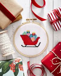 Find your favorite pattern in our catalogue, download it to your computer and start embroidering today. Easy Free Cross Stitch Patterns Printable Cross Stitch Templates