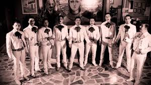 Si estás empezando a bailar bachata en tus clases de baile, si te seducen las canciones, lo ideal es que elijas aquellas canciones de bachata que tengan un ritmo más lento. 10 Canciones Romanticas De Mariachi Para Bailar En La Boda Nupcias Magazine