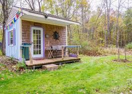 Small cottage house plans are very similar to country styles and should include wood floors with beautifully framed windows and ornately carved wood fixtures. 68 Best Tiny Houses Design Ideas For Small Homes