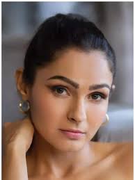 Andrea Jeremiah: 10 must-watch films of the actress in Tamil
