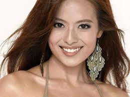 Whitney Hui apologises for taking photos in cinema