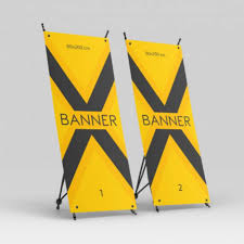 Biasanya 2 muka atau bolak balik, tapi ada juga yang 1 muka hanya 1 sisi tidak bolak balik dari ukurannya biasanya a4, a5, a3 flyer : Perbedaan Roll Up Banner Dan Standing Banner Tokopedia Blog