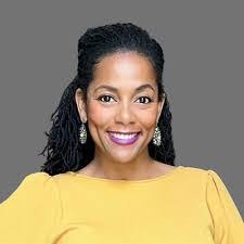 Danielle Lawton's Instagram, Twitter & Facebook