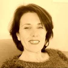 Michele Suire's Instagram, Twitter & Facebook