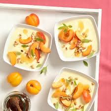 Rezept Von Johanna Maier Topfen Honig Flan Mit Zitronenverbene Und Wachauer Marillen Zitronenverbene Rezepte Lachs Rezept Rezepte