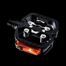 Doppelter Nutzwert Das Neue Geo Trekking Hybrid Pedal Von Look Neue Wege Strassenverkehr Sport