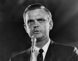 Former Gov. Dan Walker, colorful populist, dies at 92