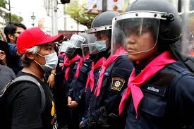 Protester and protestant are synonymous, and they have mutual synonyms. Thai Protesters Defy Emergency Decree And Plan To Keep Gathering The Japan Times