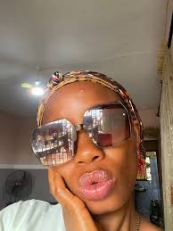 Scarf or wig, which one is preferred?