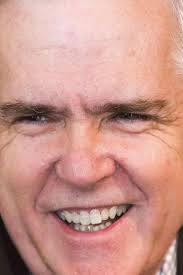 Allan Manning: Poisťovne by nemali vnímať klienta ako potenciálneho  podvodníka