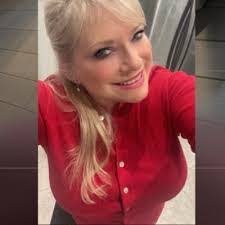 Amanda Poyner's Instagram, Twitter & Facebook