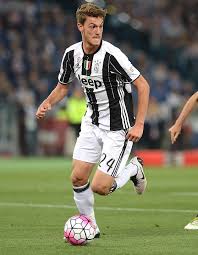 Secondo il daily star il club inglese sqarebbe disposti ad offrire quasi 14 milioni di euro alla juventus, che. Sarri Wants His Empoli Protege Rugani To Make Chelsea Move Dibacain